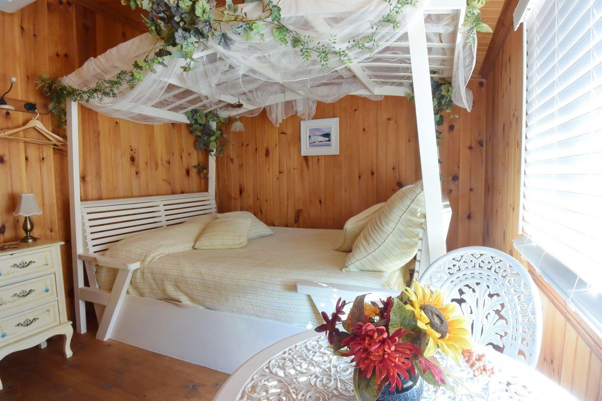 Auberge Papillon Lune Richmond Buitenkant foto